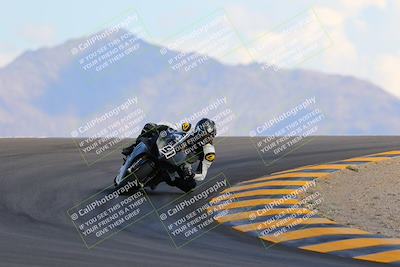 media/Oct-03-2022-Moto Forza (Mon) [[5f077a3730]]/Advanced Group/Session 5 (Turn 12)/